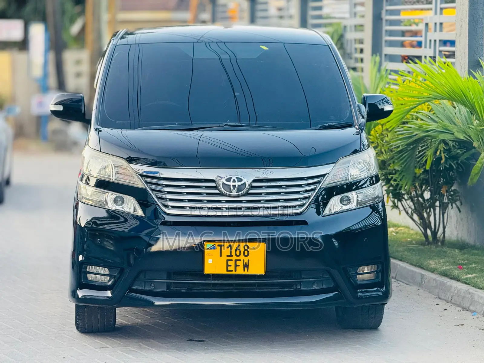 Toyota Vellfire 2010 Black