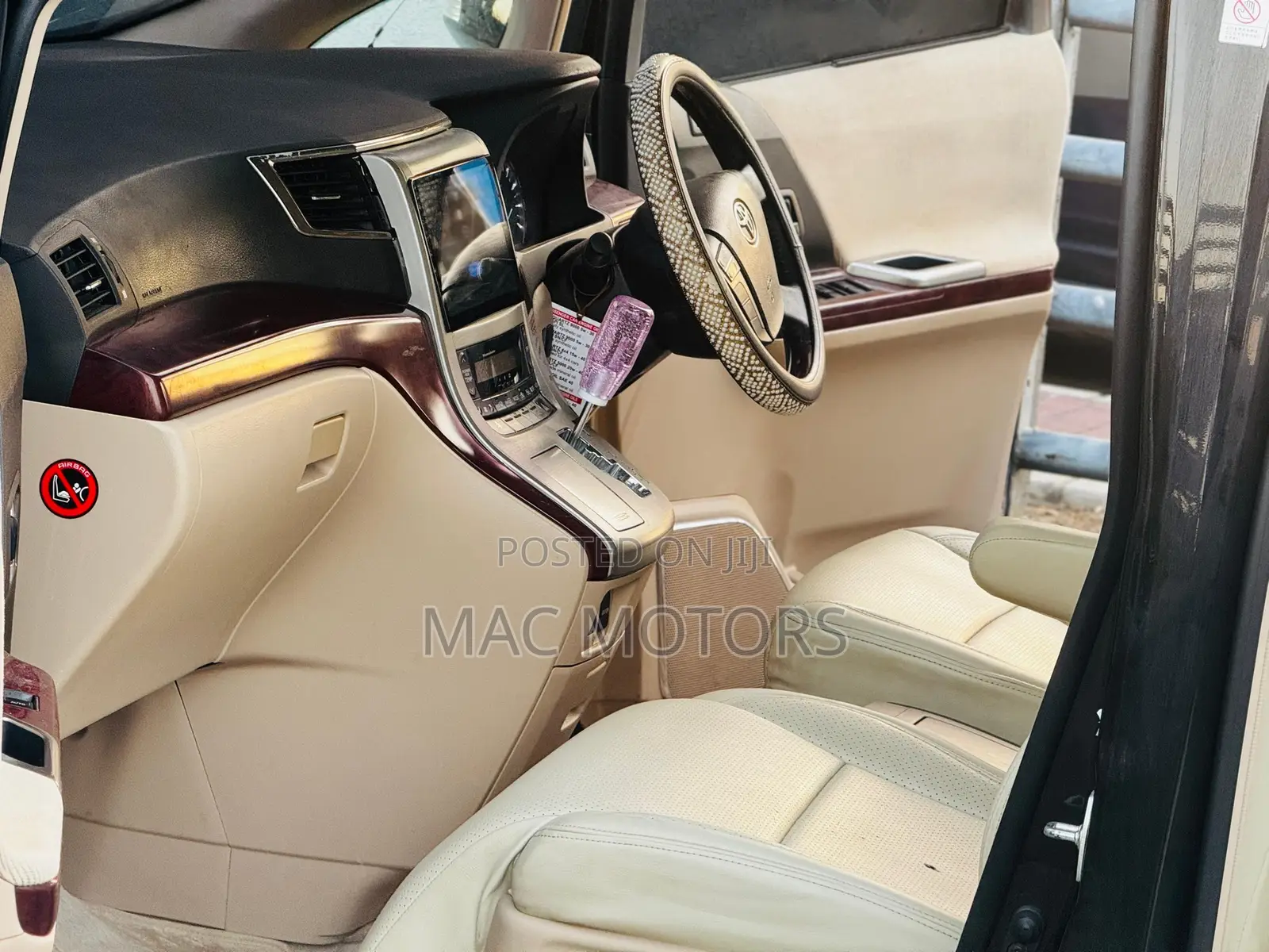 Toyota Vellfire 2010 Black