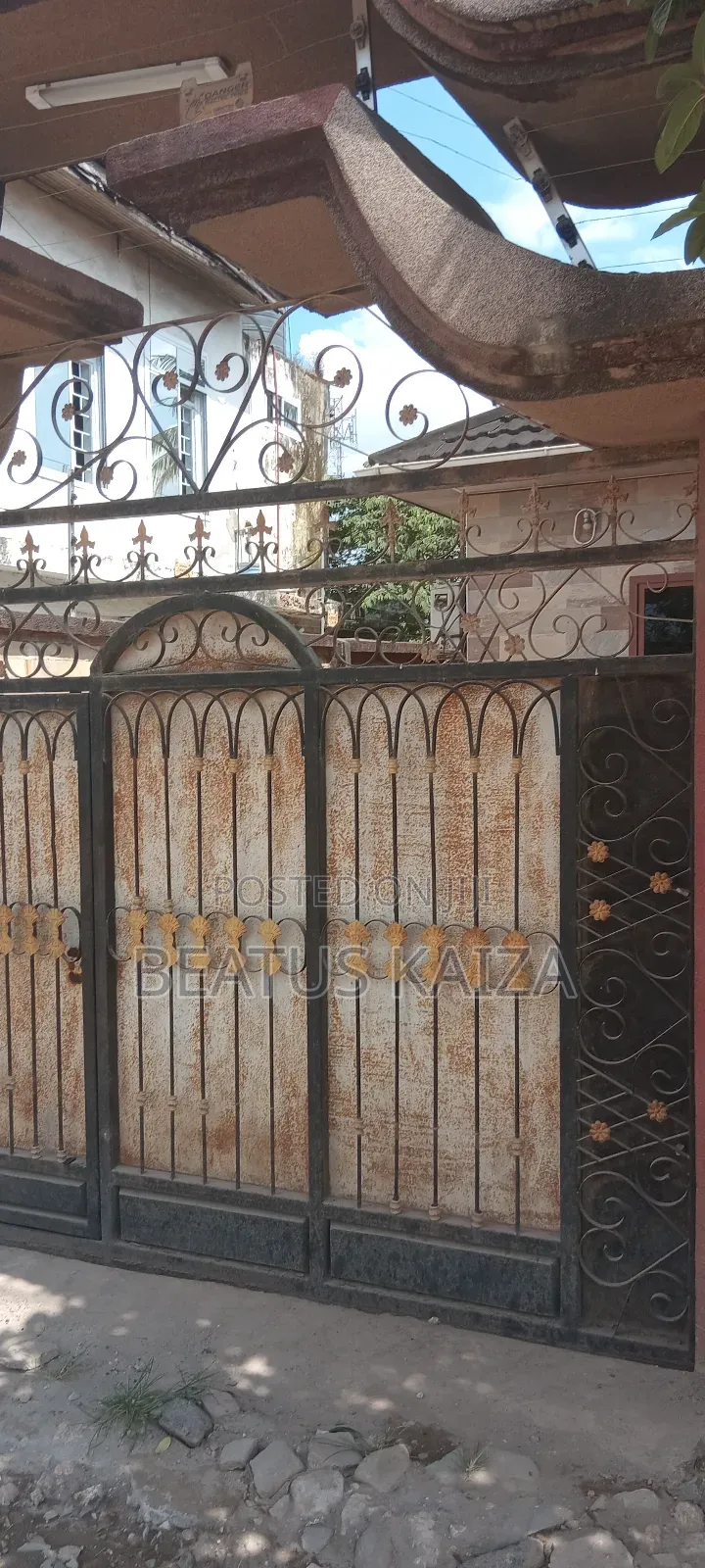 3bdrm House in Magomeni Manakin for sale