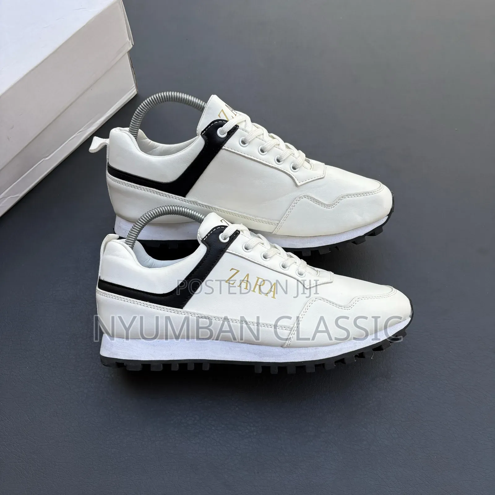 Zara Sneakers Shoes