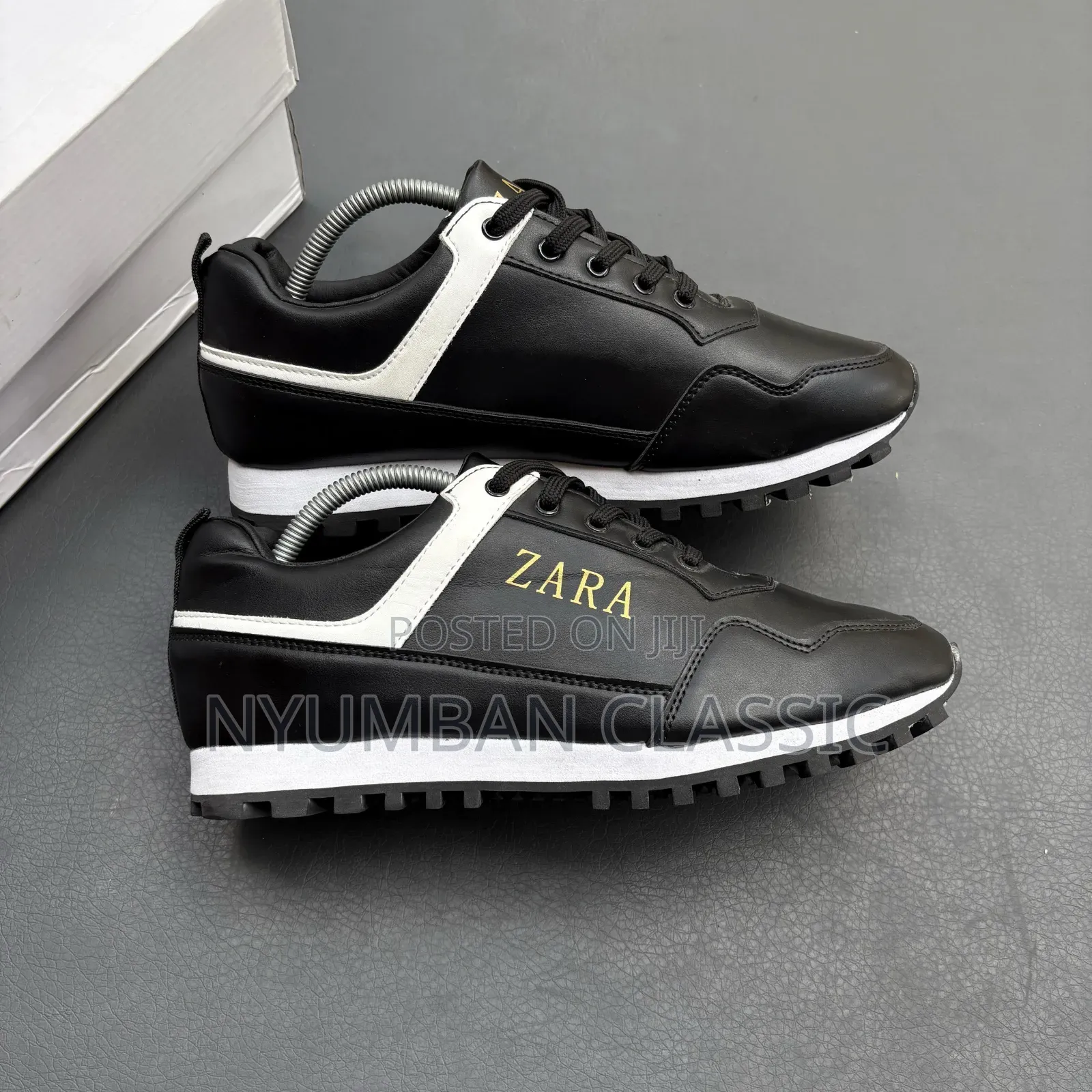 Zara Sneakers Shoes
