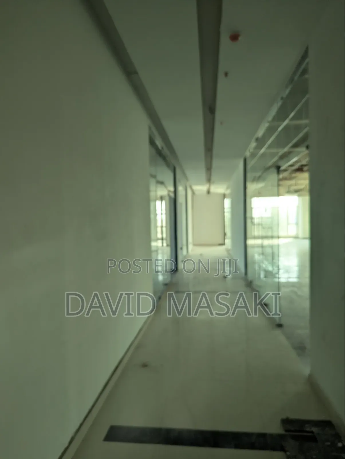 7th Floor, 190 Sq M Office for Rent in the Peninsula