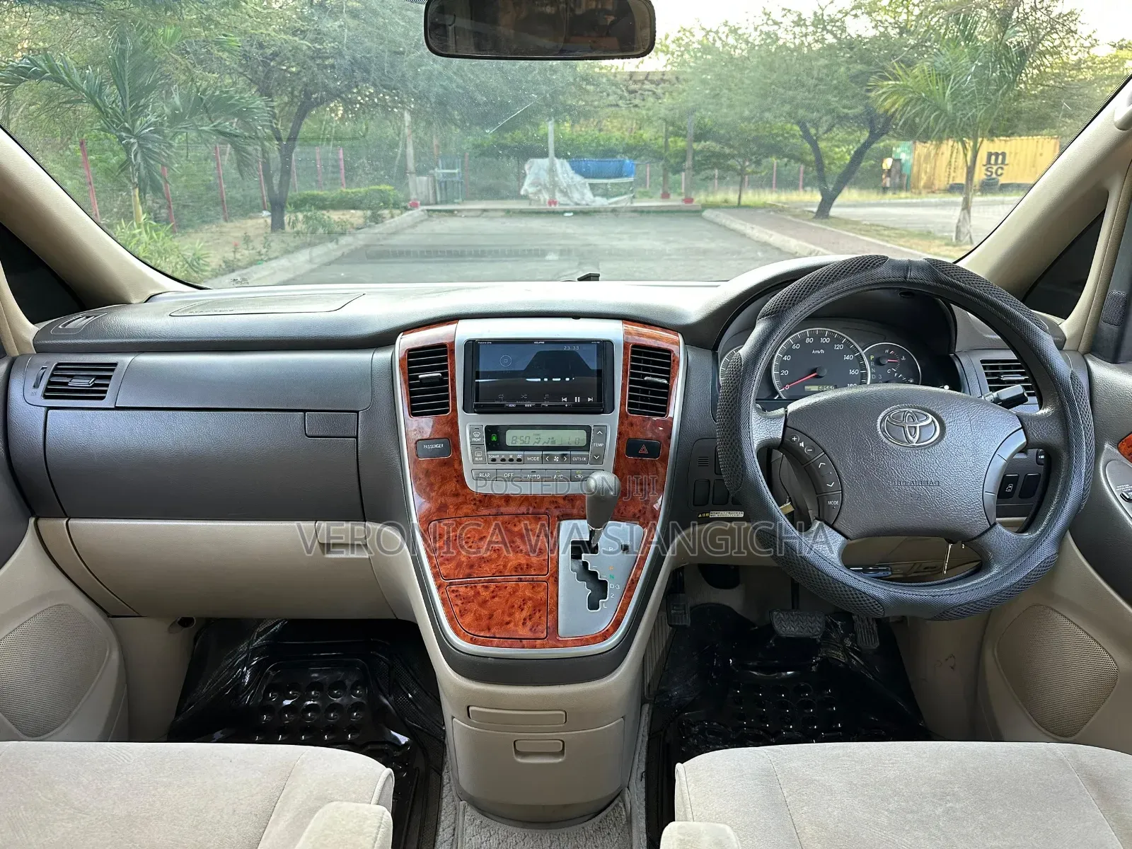 Toyota Alphard 2004 Black