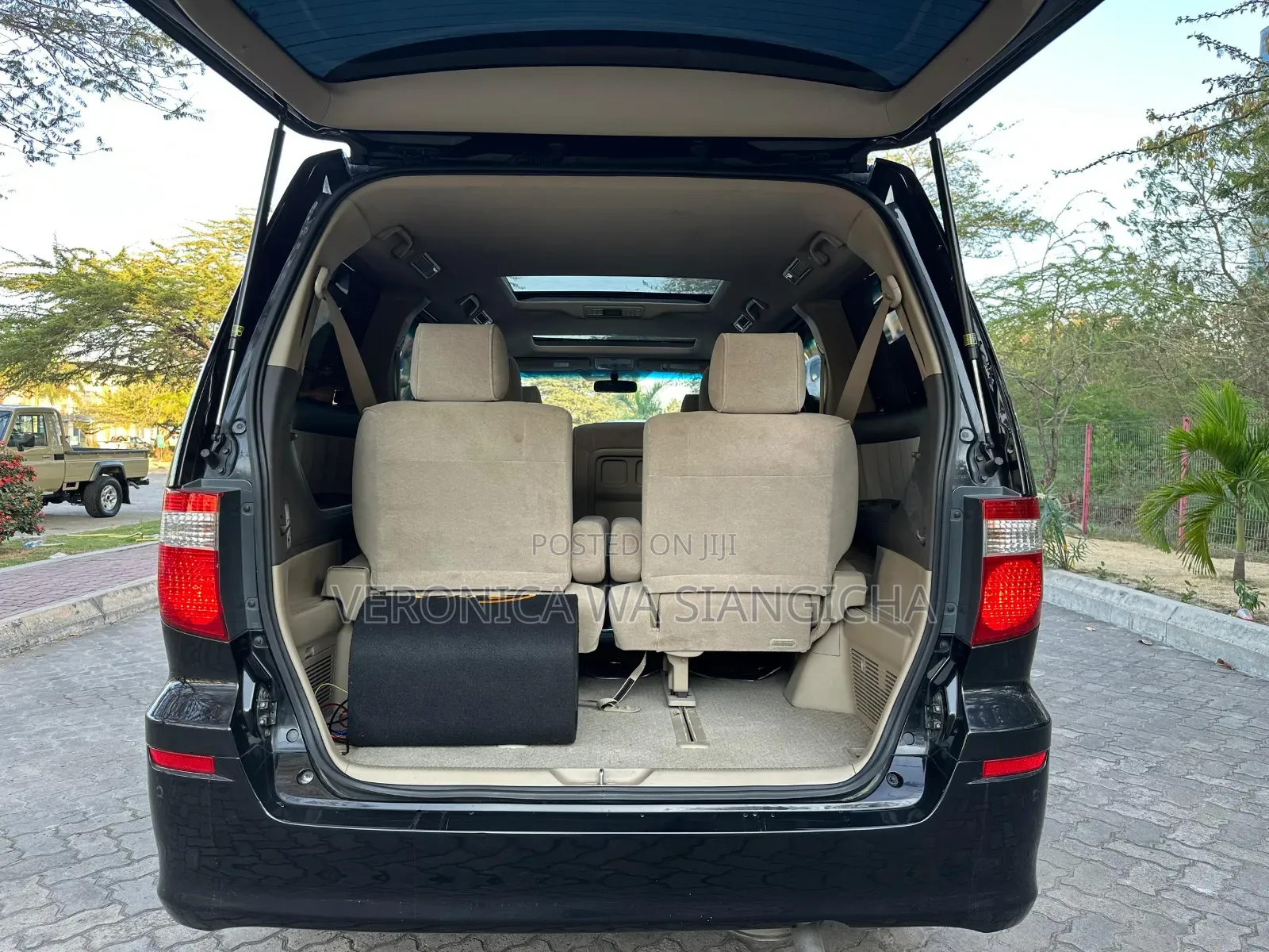 Toyota Alphard 2004 Black