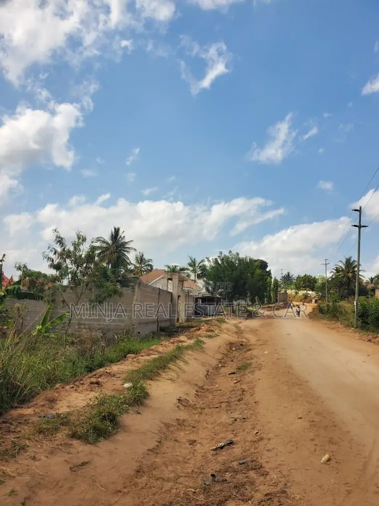Plot for Sale Mivumoni Marobo Madale.
