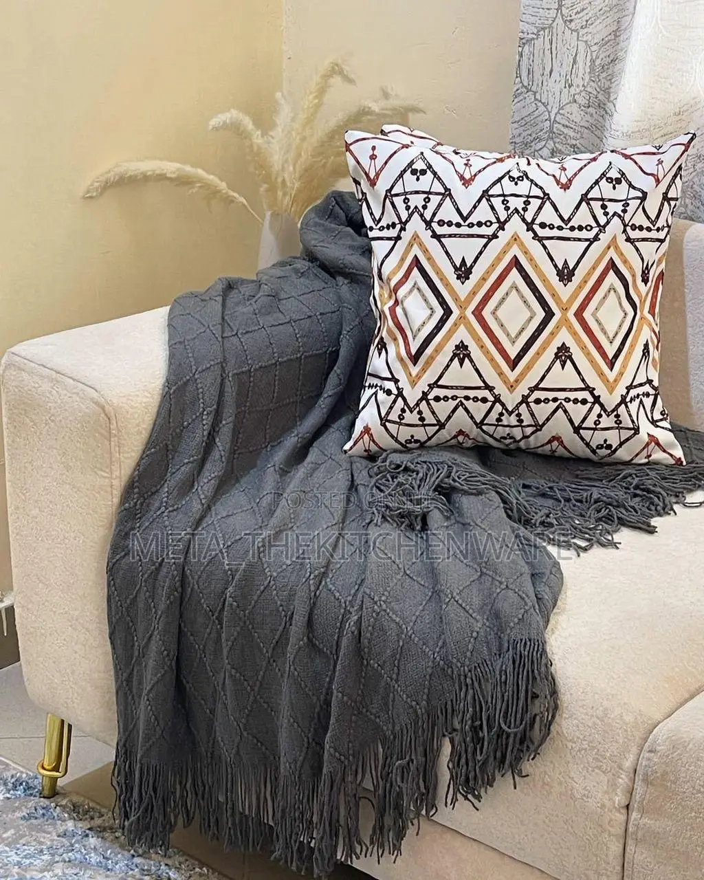 High Quality Knitted Throw Blankets (127 X 152)Cm