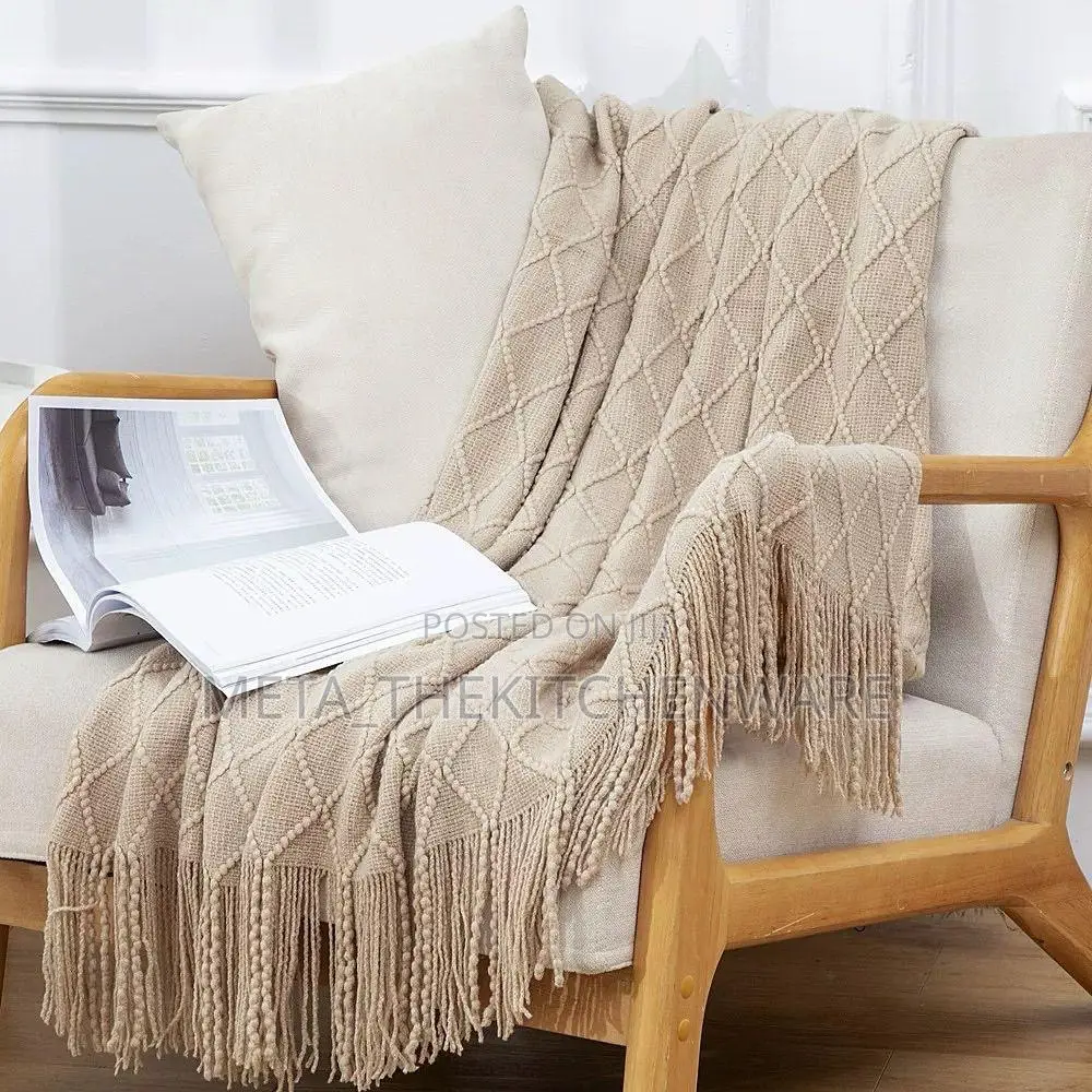 High Quality Knitted Throw Blankets (127 X 152)Cm