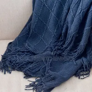 High Quality Knitted Throw Blankets (127 X 152)Cm
