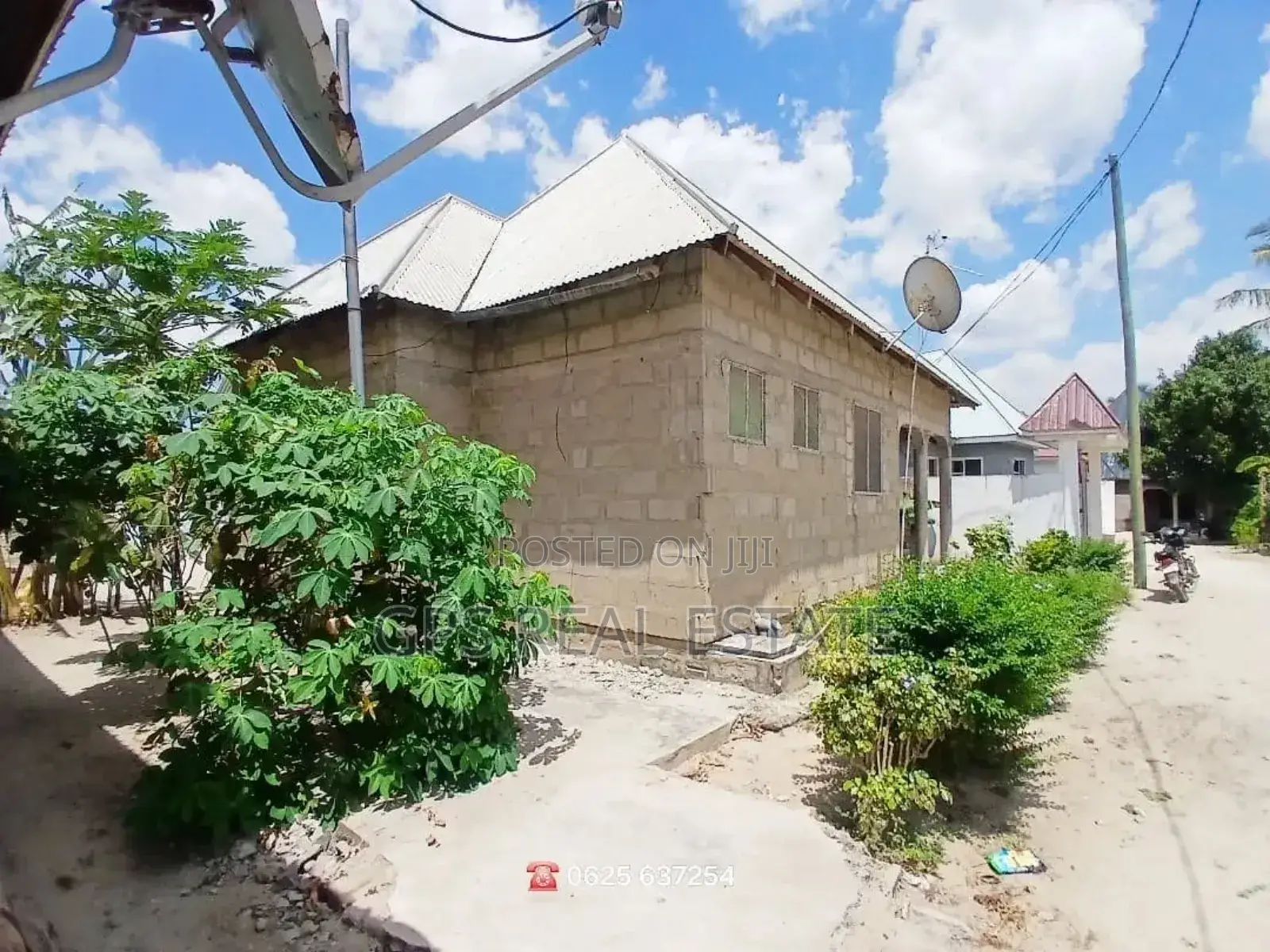 3bdrm House in Msongola, Ilala for sale