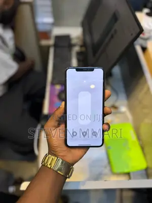 New Apple iPhone 11 Pro Max 256 GB Black