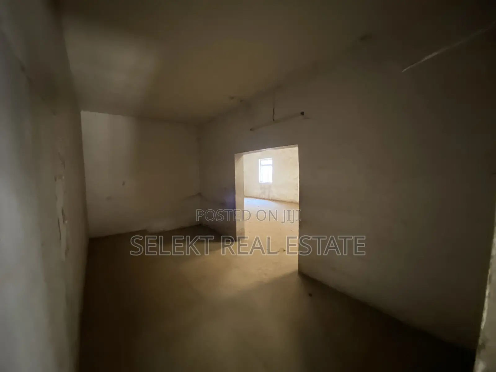 1589sqm Prime Warehouse at Ipogolo, Iringa Region for Sale