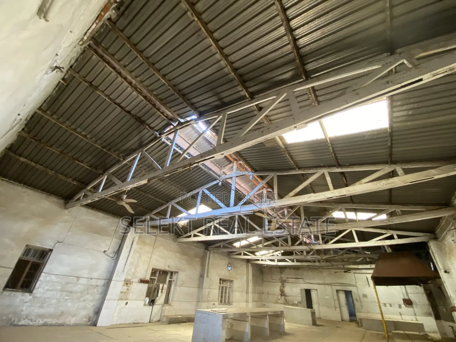 1589sqm Prime Warehouse at Ipogolo, Iringa Region for Sale