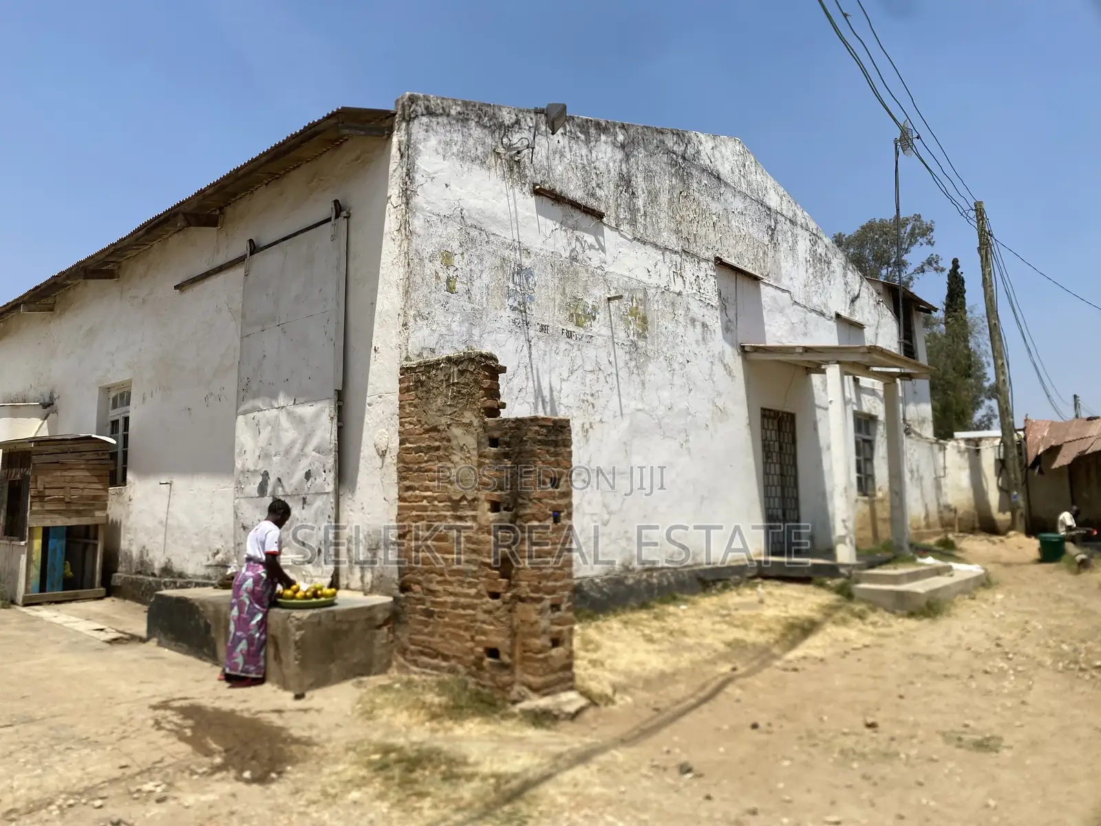 1589sqm Prime Warehouse at Ipogolo, Iringa Region for Sale