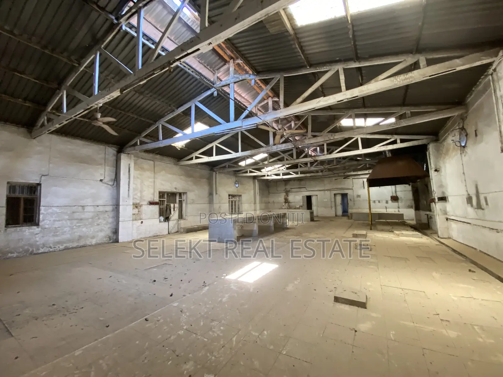 1589sqm Prime Warehouse at Ipogolo, Iringa Region for Sale