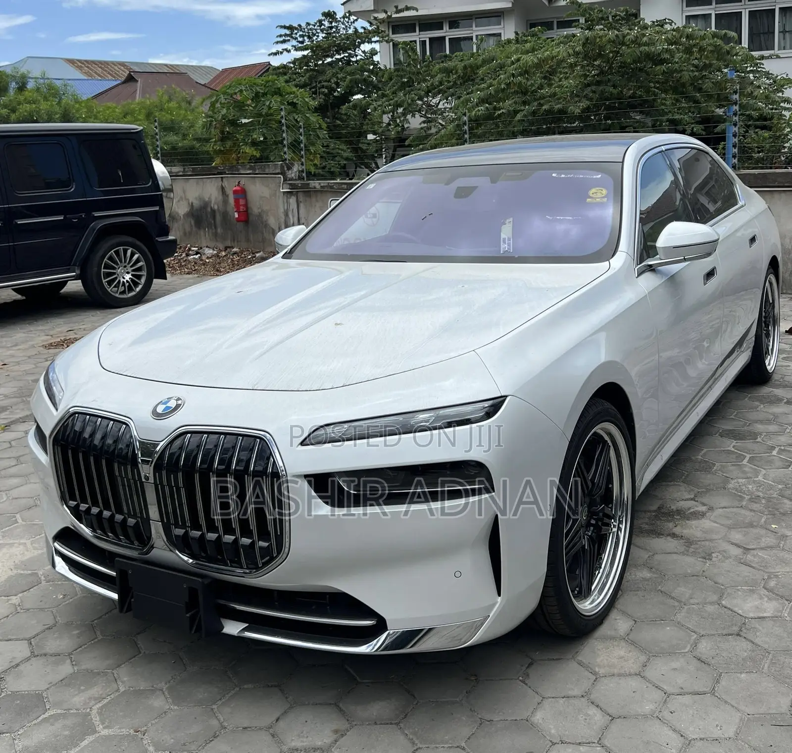New BMW 740 2023 White
