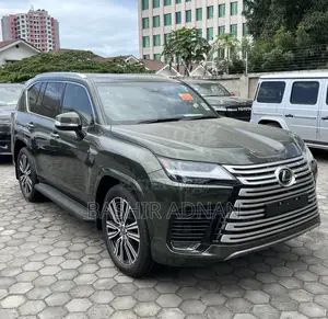 New Lexus LX 2024 Green