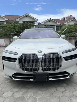 New BMW 740 2023 White