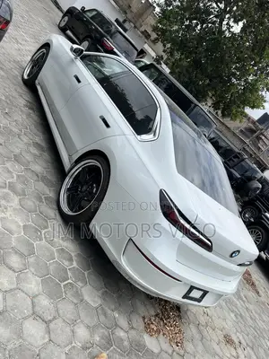 New BMW 740 2023 White