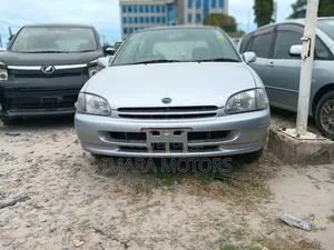 Toyota Starlet 2000 Silver