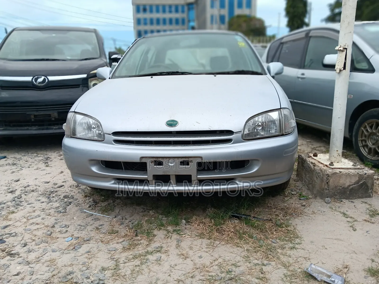 Toyota Starlet 2000 Silver
