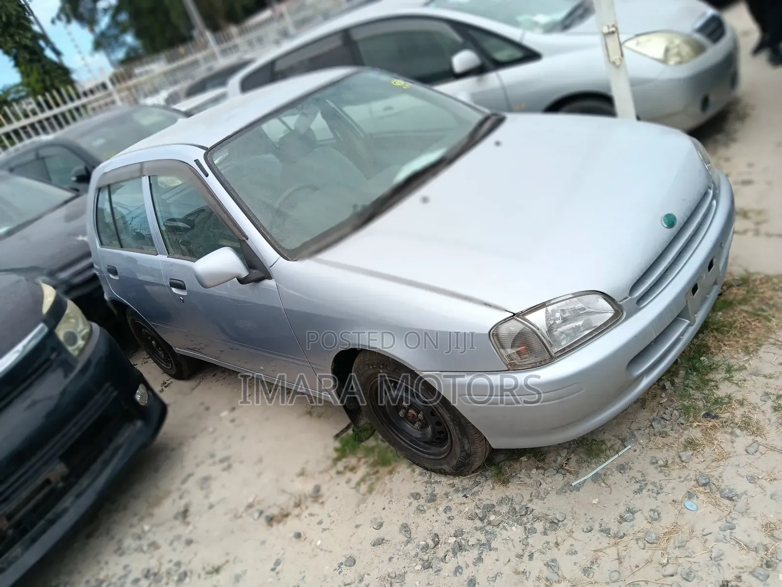 Toyota Starlet 2000 Silver