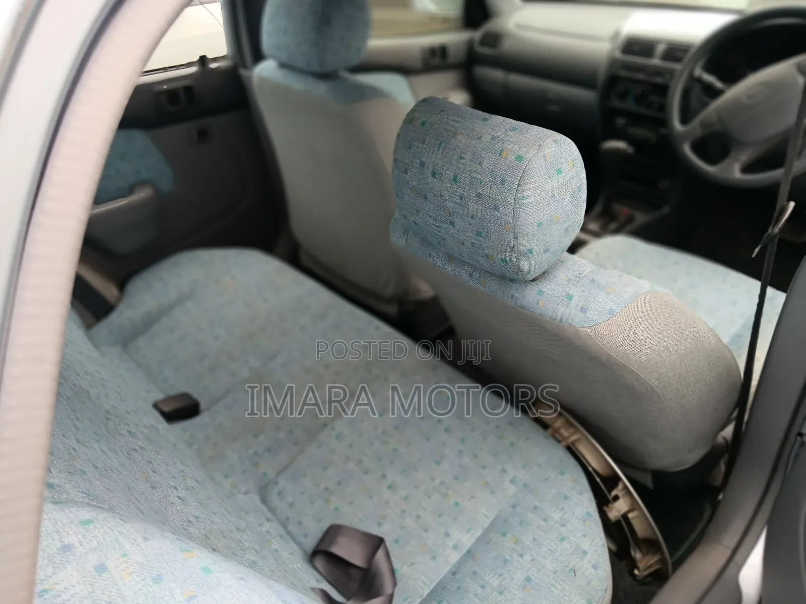 Toyota Starlet 2000 Silver
