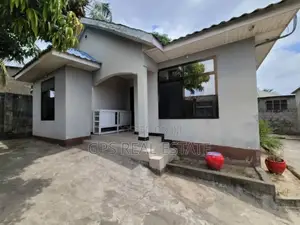 3bdrm House in Saku Mwisho, Temeke for sale