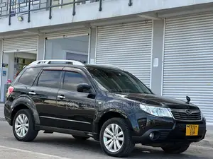 Subaru Forester 2011 Black