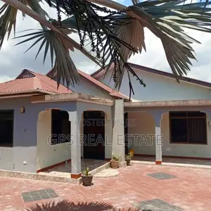 4bdrm House in Bahari Beach, Kinondoni for sale