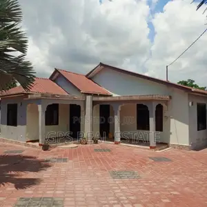 4bdrm House in Bahari Beach, Kinondoni for sale