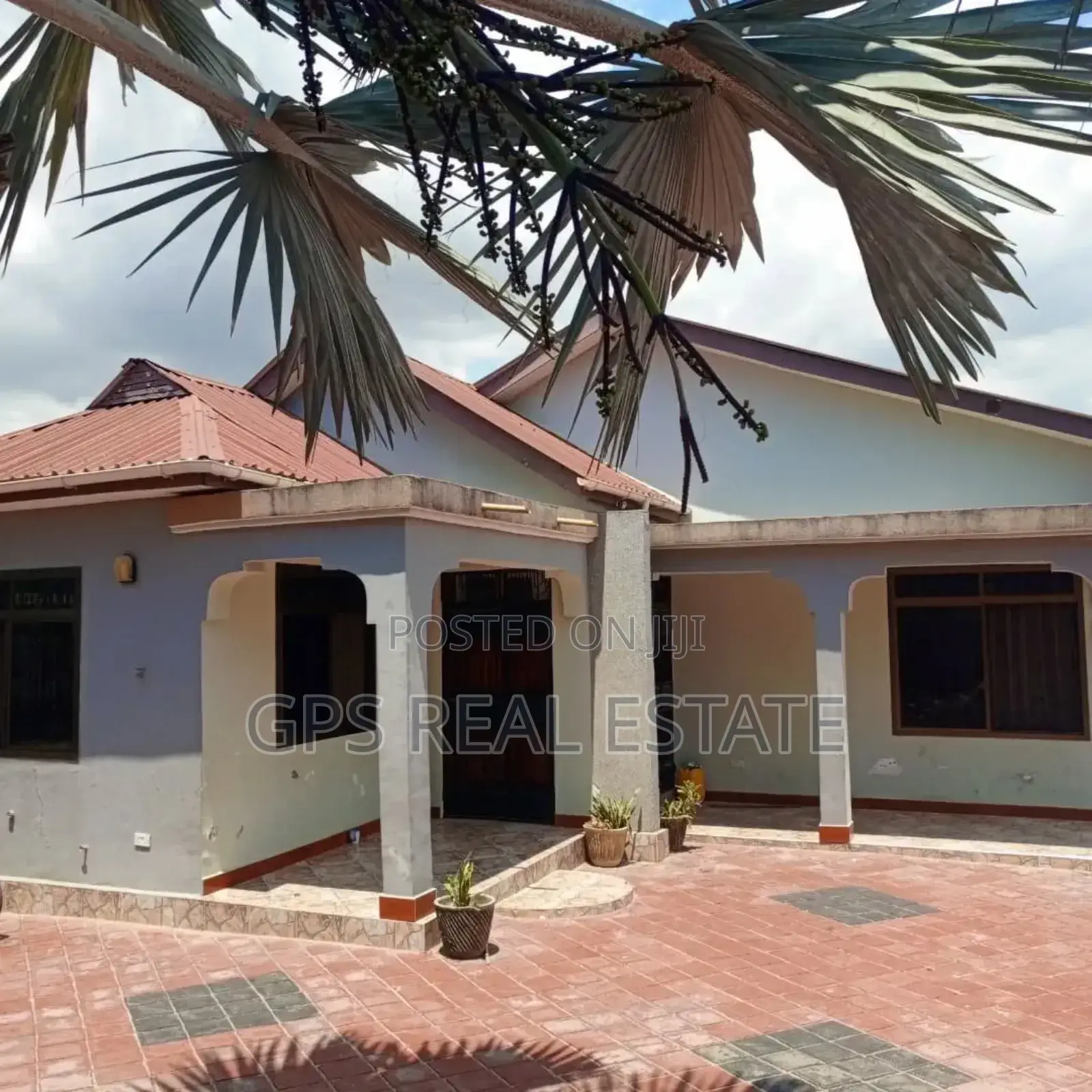 4bdrm House in Bahari Beach, Kinondoni for sale