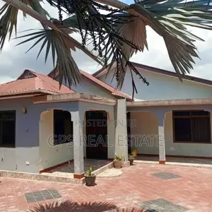4bdrm House in Bahari Beach, Kinondoni for sale