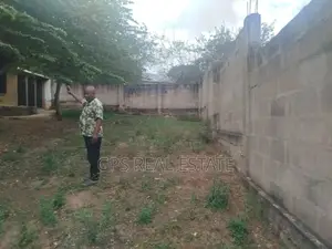 4bdrm Apartment in Mbezi Mwisho, Kinondoni for sale