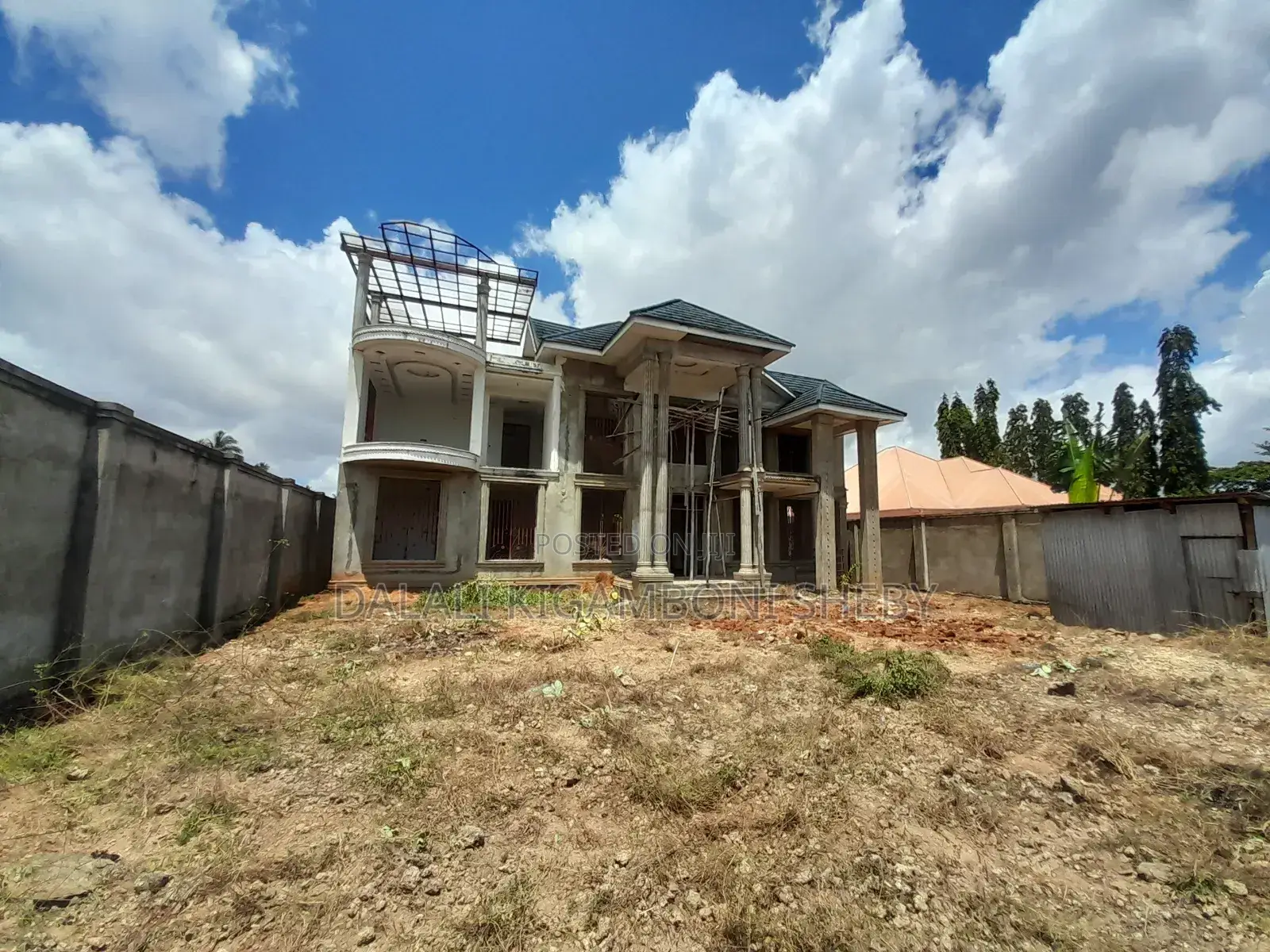 5bdrm House in Kigamboni Geza Ulole for sale