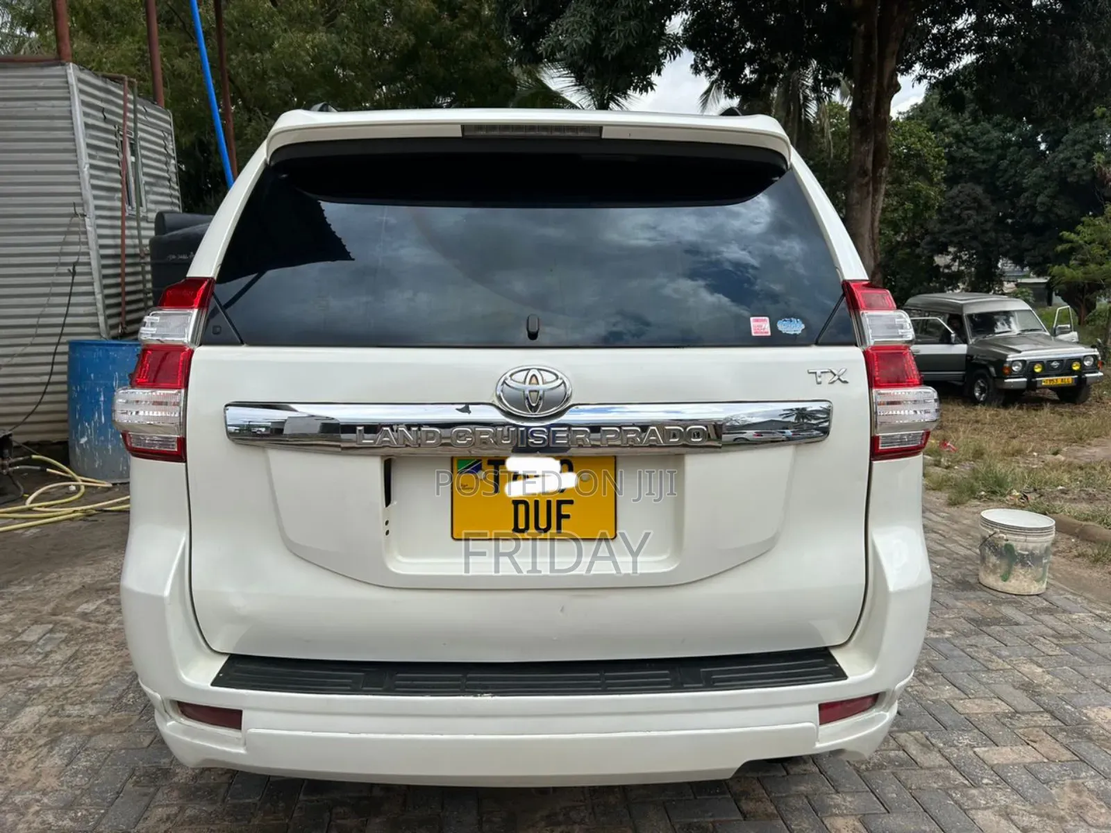 Toyota Land Cruiser Prado 2012 White