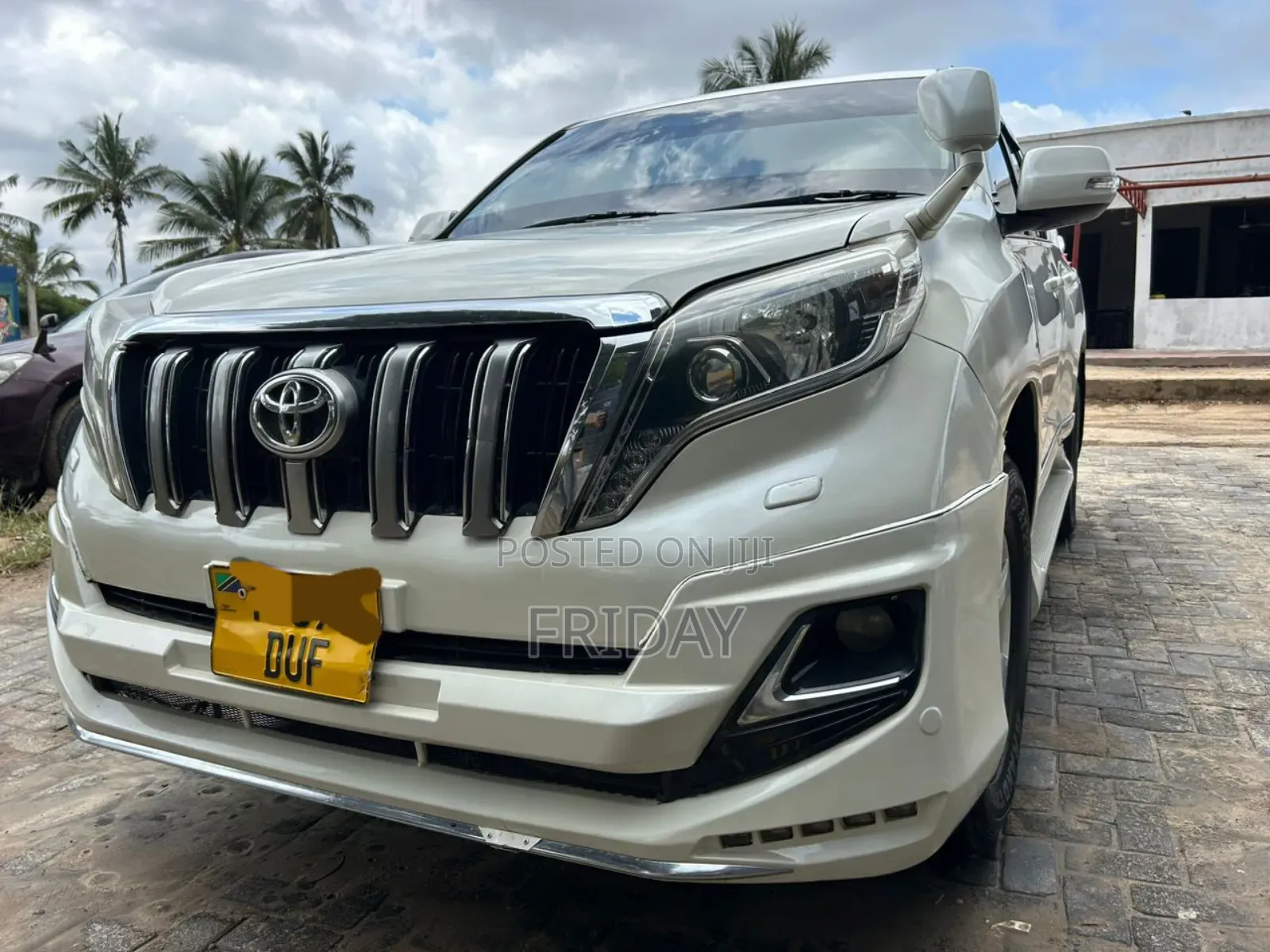 Toyota Land Cruiser Prado 2012 White