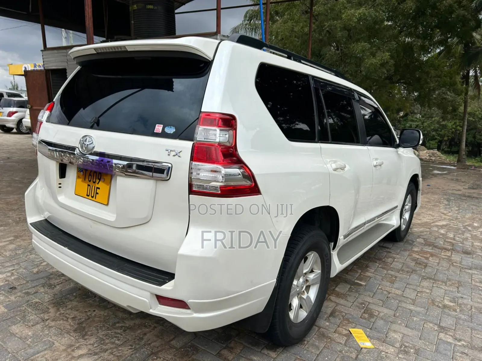 Toyota Land Cruiser Prado 2012 White