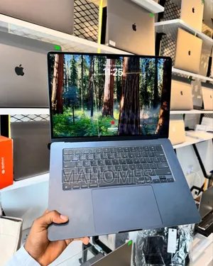 Laptop Apple MacBook Air 2024 M3 15-Inch 8GB Apple M3 SSD 512GB