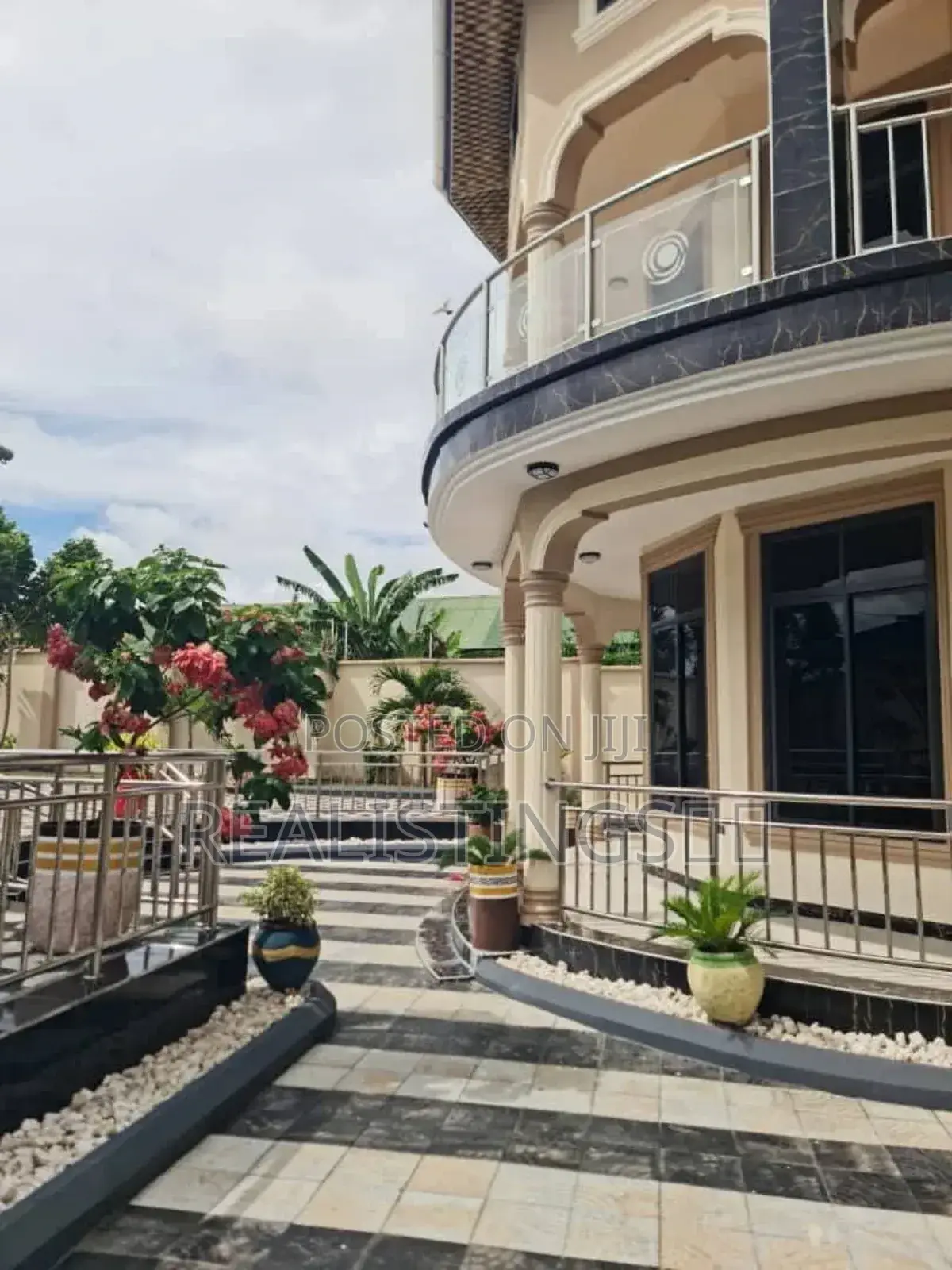 5bdrm Mansion in Kasri Homes, Vikindu for sale