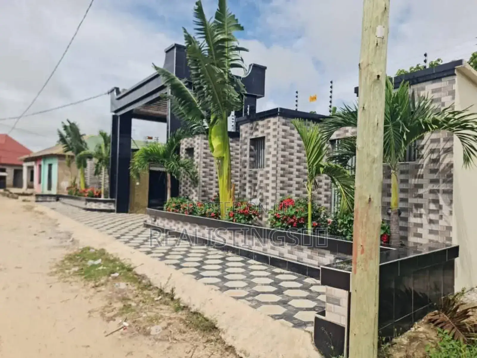 5bdrm Mansion in Kasri Homes, Vikindu for sale