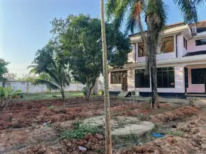 6bdrm Mansion in Pugu for sale
