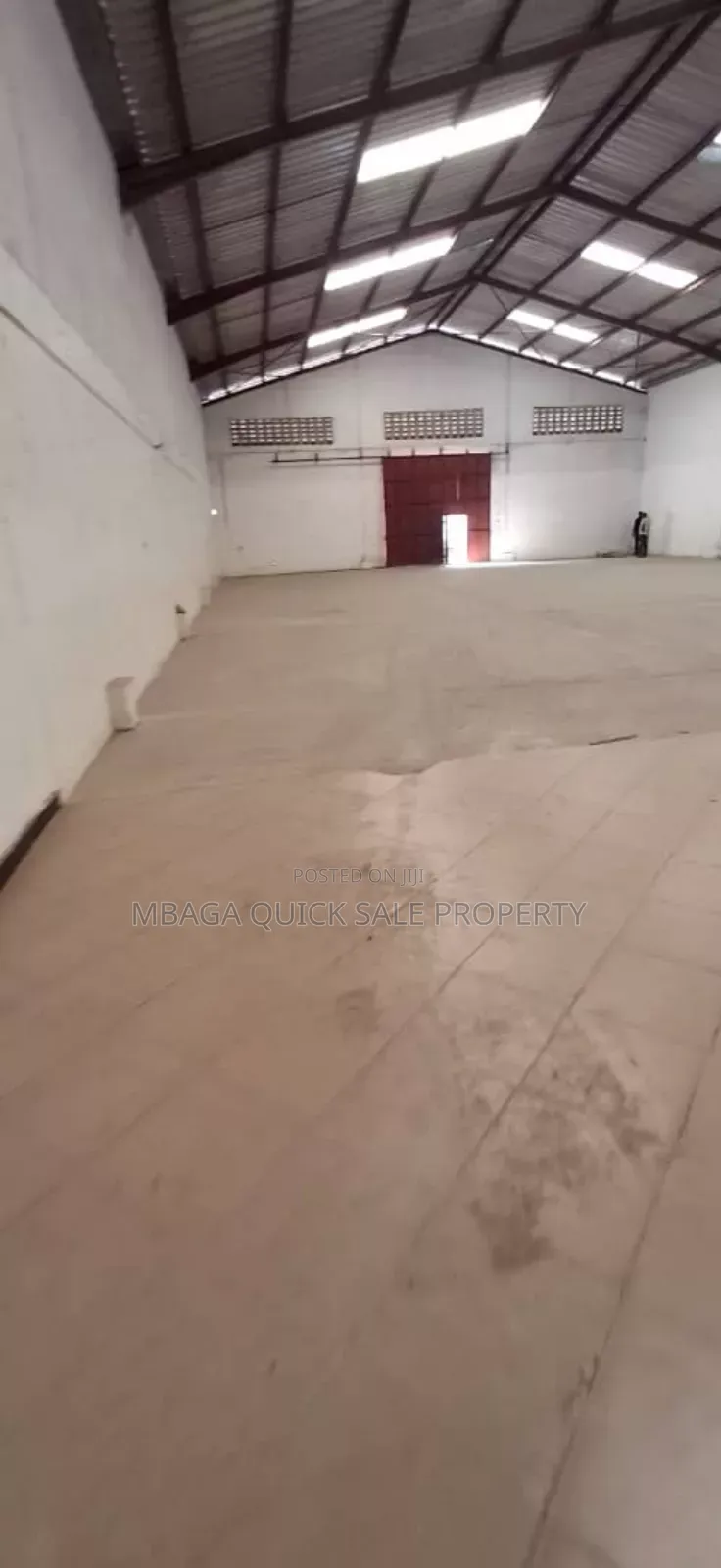 Warehouse Area SQM 600 for Rent at Mbezi Beach