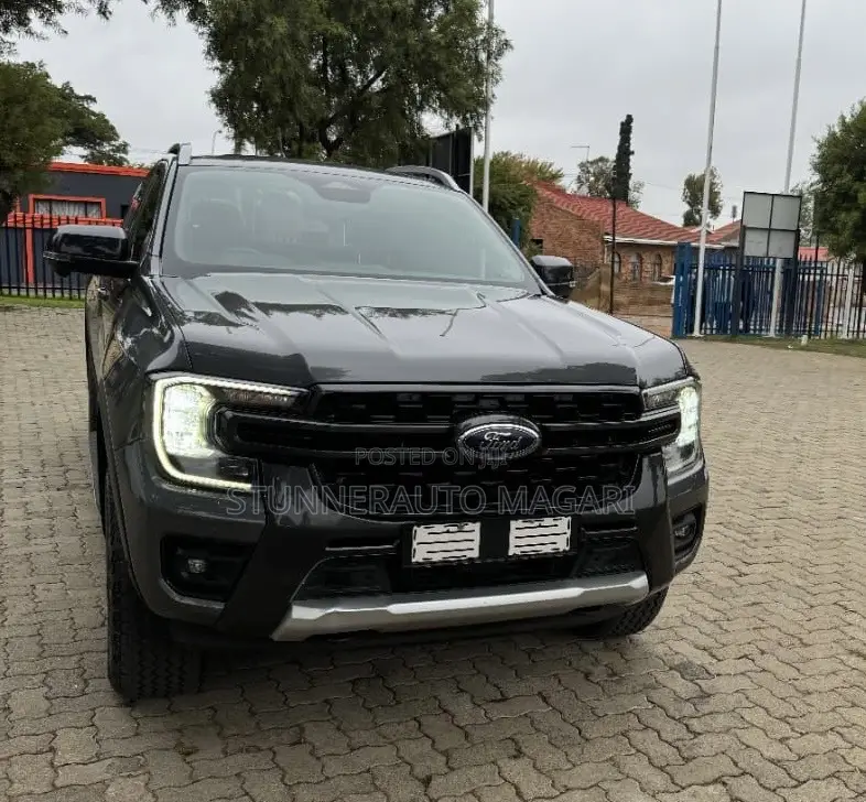 New Ford Ranger 2025 Gray