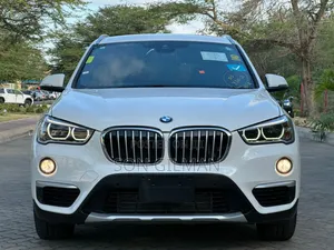 BMW X1 xDrive28i AWD 2016 Pearl