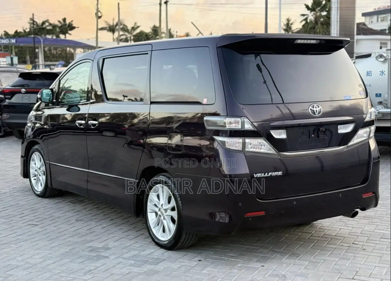 Toyota Vellfire 2009 Burgundy