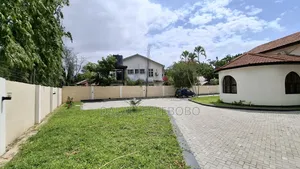 7bedrooms With Servant Quarter Better for Private Office