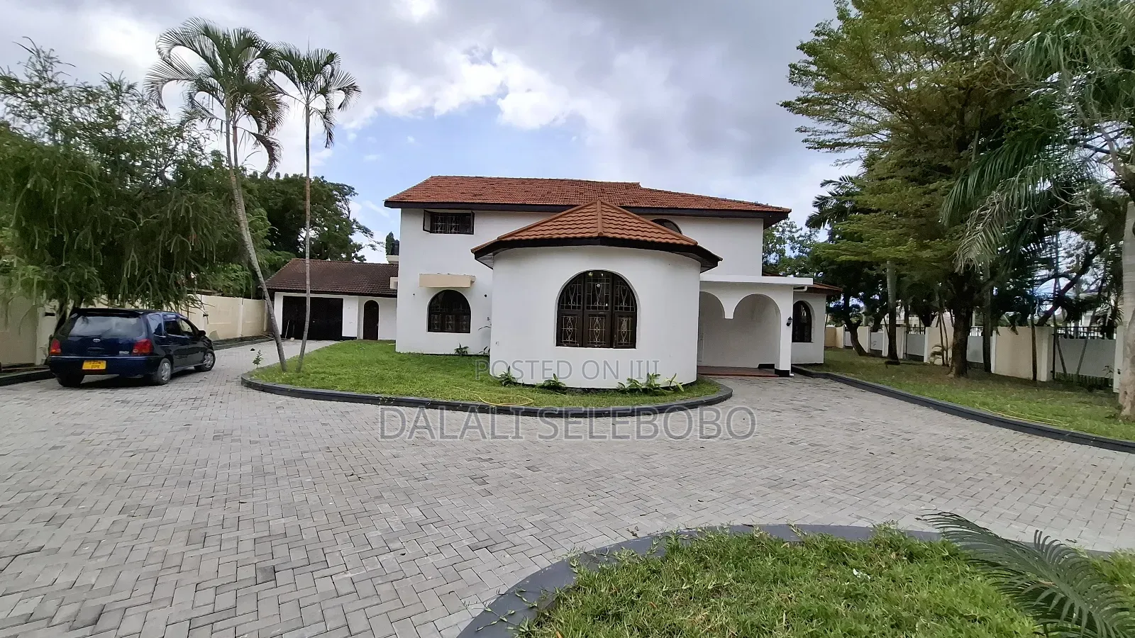 7bedrooms With Servant Quarter Better for Private Office