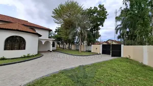 7bedrooms With Servant Quarter Better for Private Office
