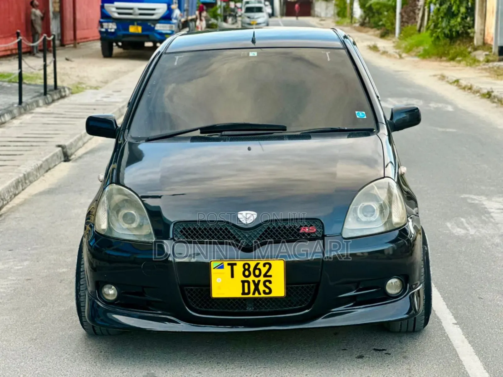Toyota Vitz 2005 Black
