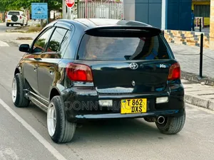 Toyota Vitz 2005 Black